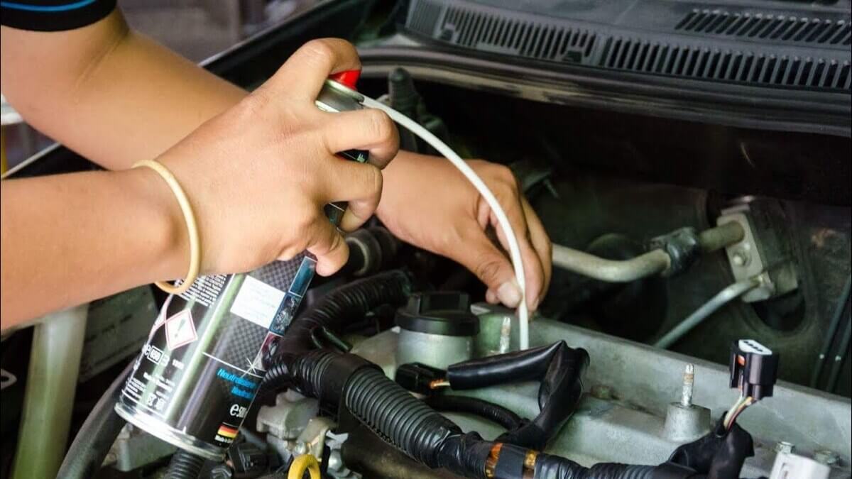 ve sinh buong dot o to