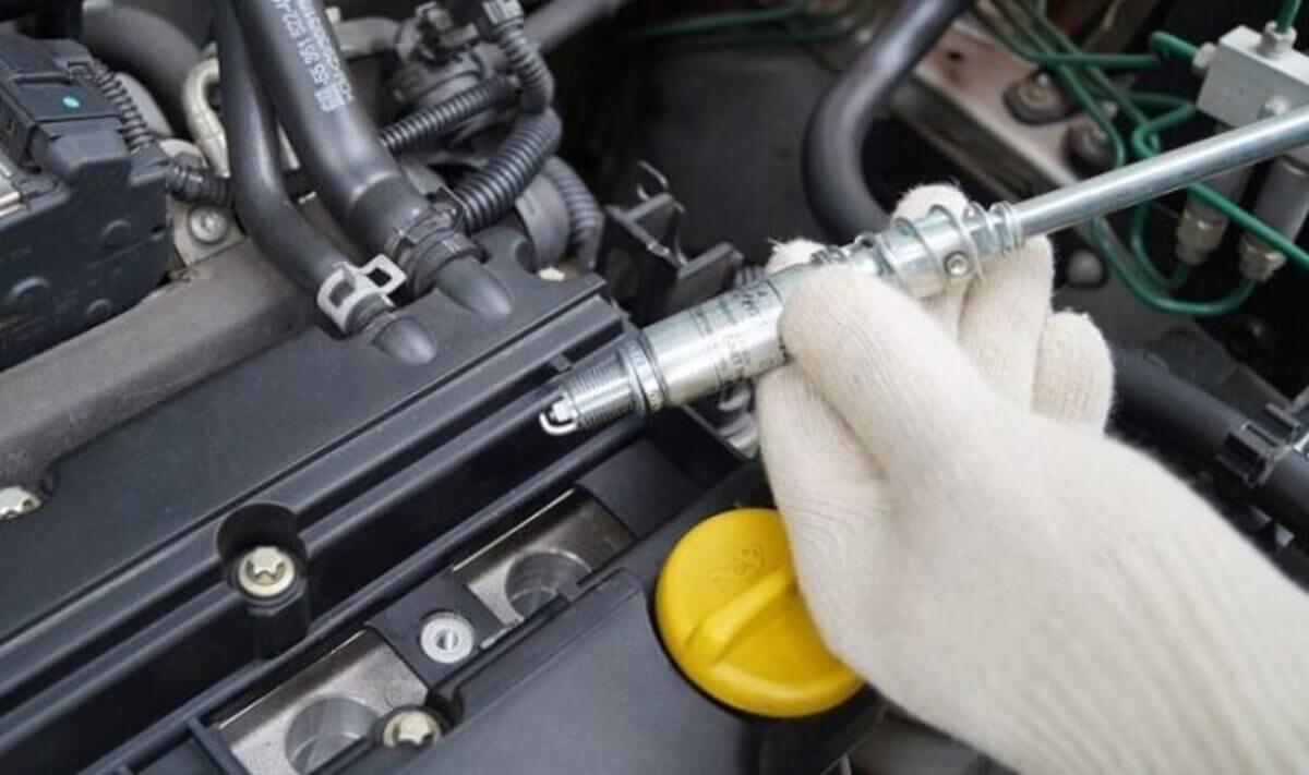 ve sinh buong dot o to