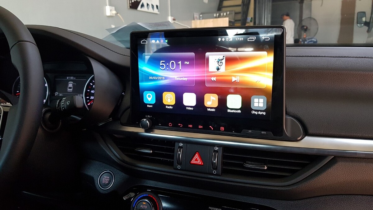 man hinh o to android