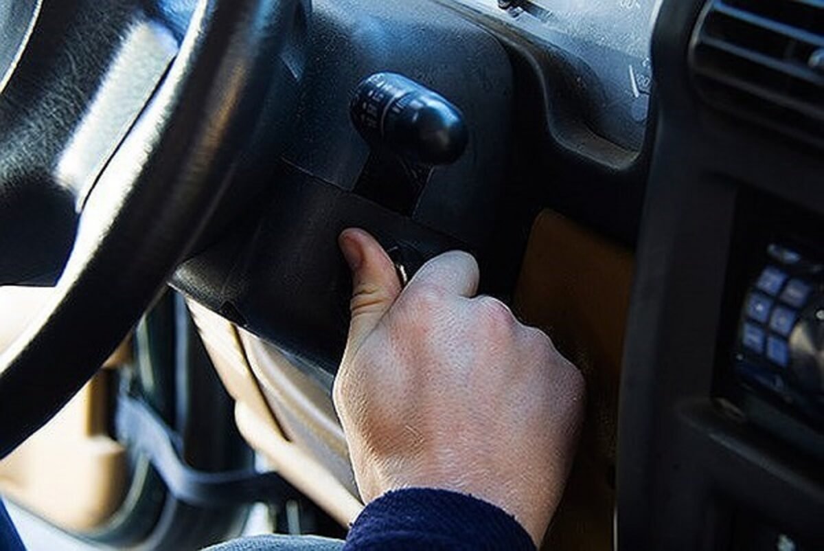 ve sinh kim phun o to