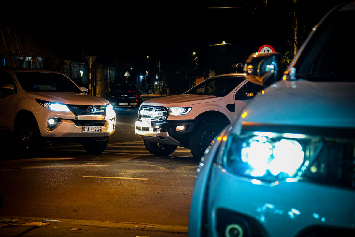 do den xe o to tai hue 