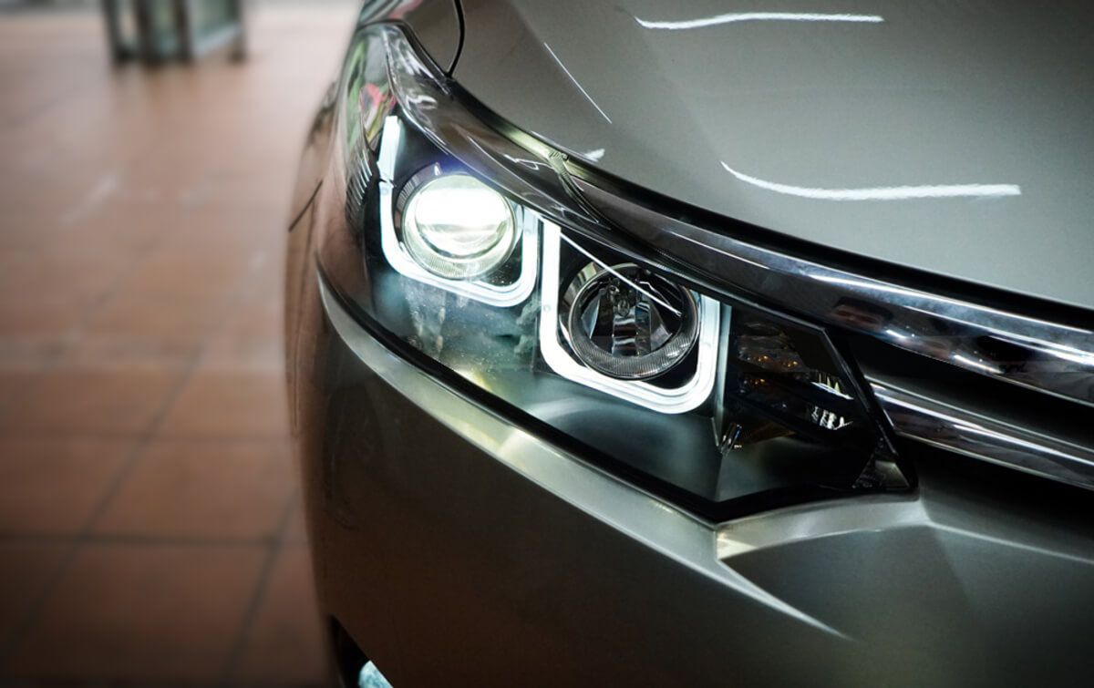 do den xe o to tai hue 