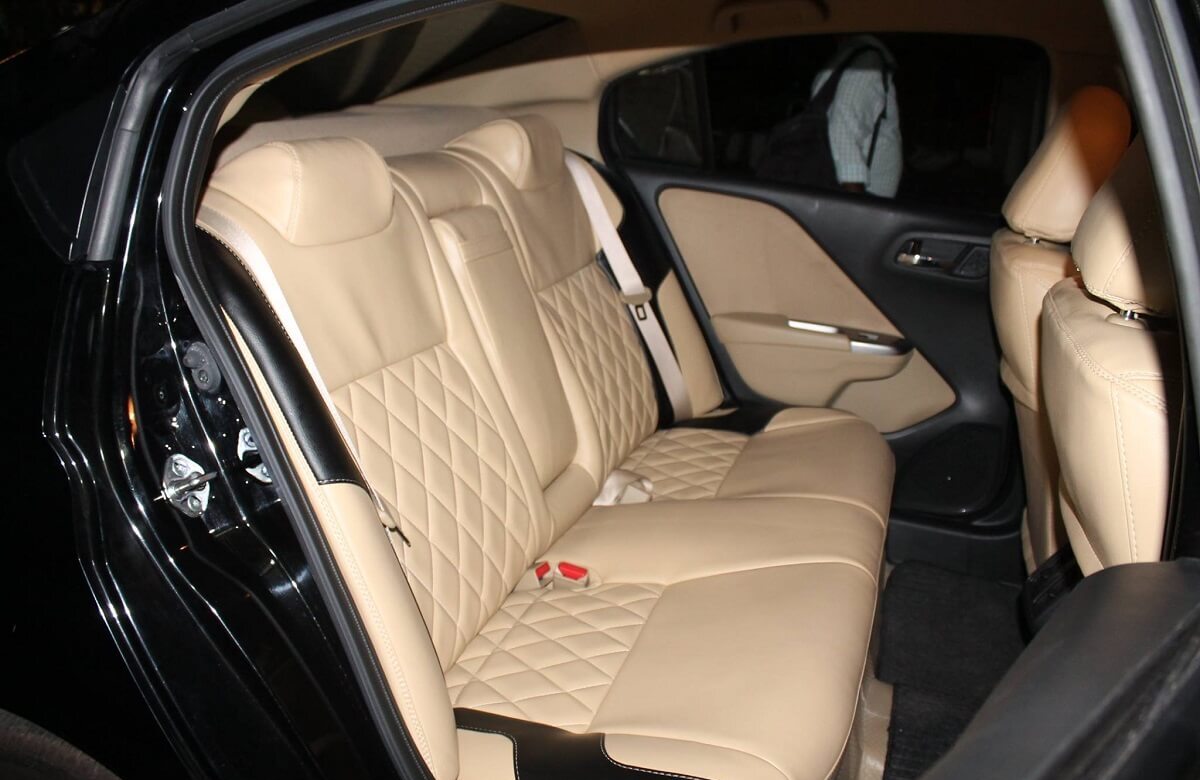 boc ghe da xe o to tai hue